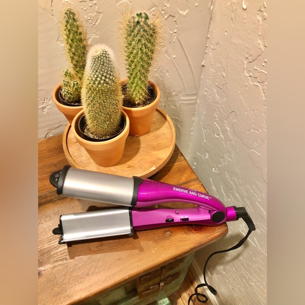 Bed Head TIGI Swerve & Curve Wave Wand - Picture 3 of 9